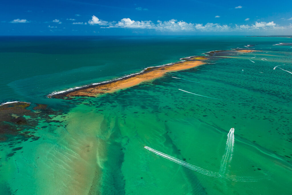 América do Sul, BR, BRA, Brasil, Cabedelo, Joao pessoa, João Pessoa, PB, Paraíba, aerial, aerial photography, areia vermelha, areia vermelha island, background, beach, beautiful, blue, boat, boats, brazil, brazilian beach, brazilian coast, brazilian northeast, cabedelo, camboinha, coast, coastline, corals, destinations, foto aérea, fotografia aerea, ilha de areia vermelha, island, landscape, natural swimming pool, northeast coast, northeastern coast, ocean, paradise, paraiba, paraíba, praia, red sand, reef, reefs, sand, sandbank, sea, seascape, seashore, shore, shoreline, sky, summer, sunny, tourism, touristic, travel, tropical, turquoise