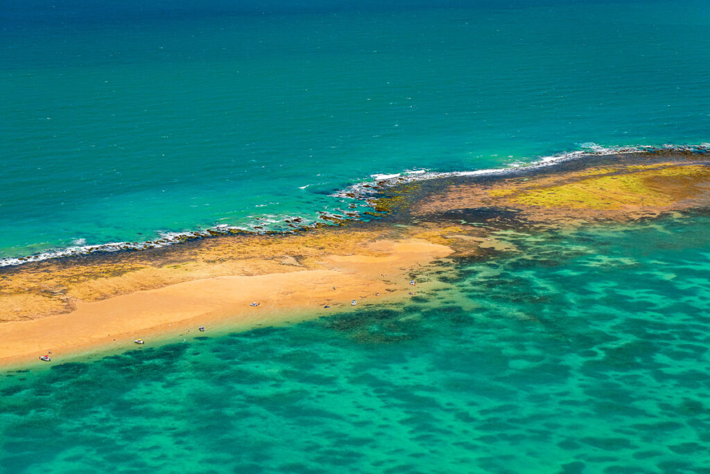 América do Sul, BR, BRA, Brasil, Cabedelo, Joao pessoa, João Pessoa, PB, Paraíba, aerial, aerial photography, areia vermelha, areia vermelha island, background, beach, beautiful, blue, boat, boats, brazil, brazilian beach, brazilian coast, brazilian northeast, cabedelo, camboinha, coast, coastline, corals, destinations, foto aérea, fotografia aerea, ilha de areia vermelha, island, landscape, natural swimming pool, northeast coast, northeastern coast, ocean, paradise, paraiba, paraíba, praia, red sand, reef, reefs, sand, sandbank, sea, seascape, seashore, shore, shoreline, sky, summer, sunny, tourism, touristic, travel, tropical, turquoise