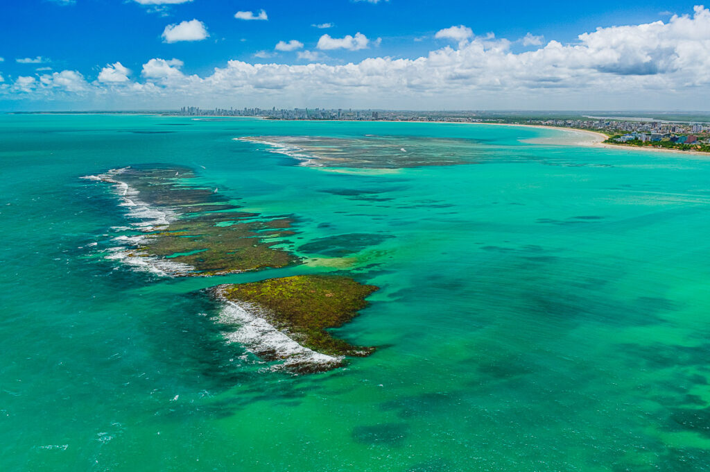 América do Sul, BR, BRA, Brasil, Cabedelo, Joao pessoa, João Pessoa, PB, Paraíba, aerial, aerial photography, areia vermelha, areia vermelha island, background, beach, beautiful, blue, boat, boats, brazil, brazilian beach, brazilian coast, brazilian northeast, cabedelo, camboinha, coast, coastline, corals, destinations, foto aérea, fotografia aerea, ilha de areia vermelha, island, landscape, natural swimming pool, northeast coast, northeastern coast, ocean, paradise, paraiba, paraíba, praia, red sand, reef, reefs, sand, sandbank, sea, seascape, seashore, shore, shoreline, sky, summer, sunny, tourism, touristic, travel, tropical, turquoise